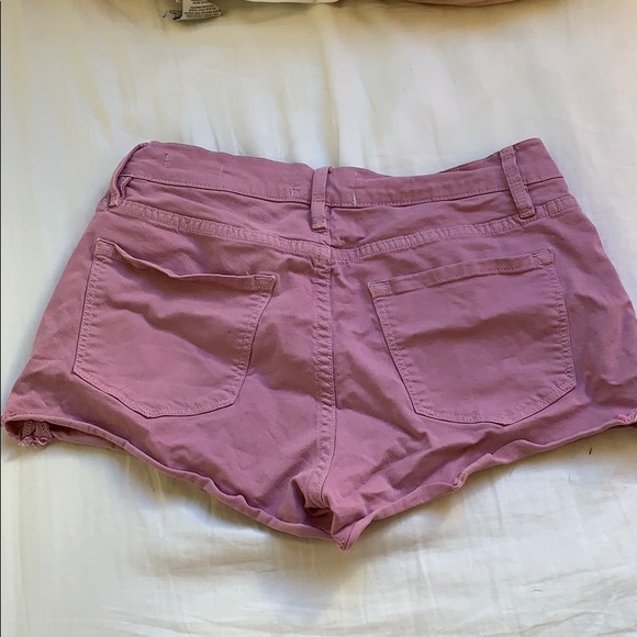 PURPLE SHORTS 💜💜 - Picture 5 of 6